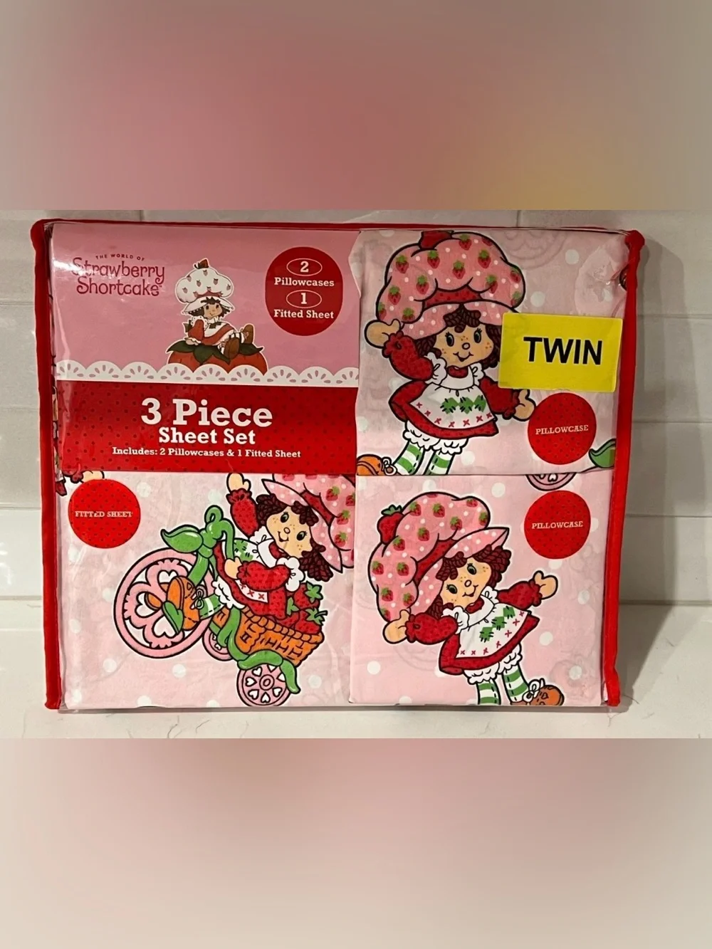 Lot 2 STRAWBERRY SHORTCAKE Twin Fitted Sheet Set 3 Piece 2 Pillowcases Pink HTF